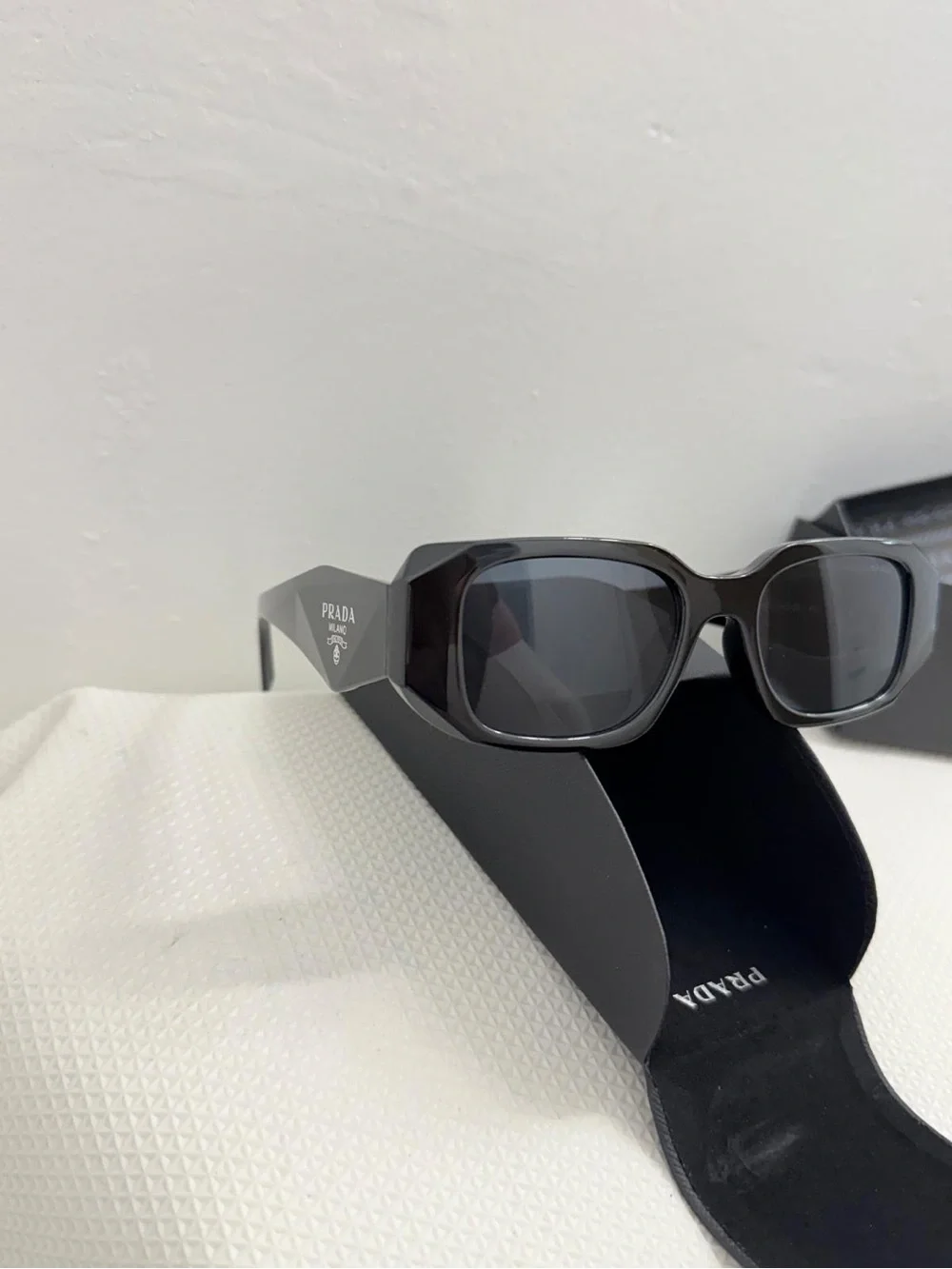 Pr Black Rectangular Women's Sunglasses